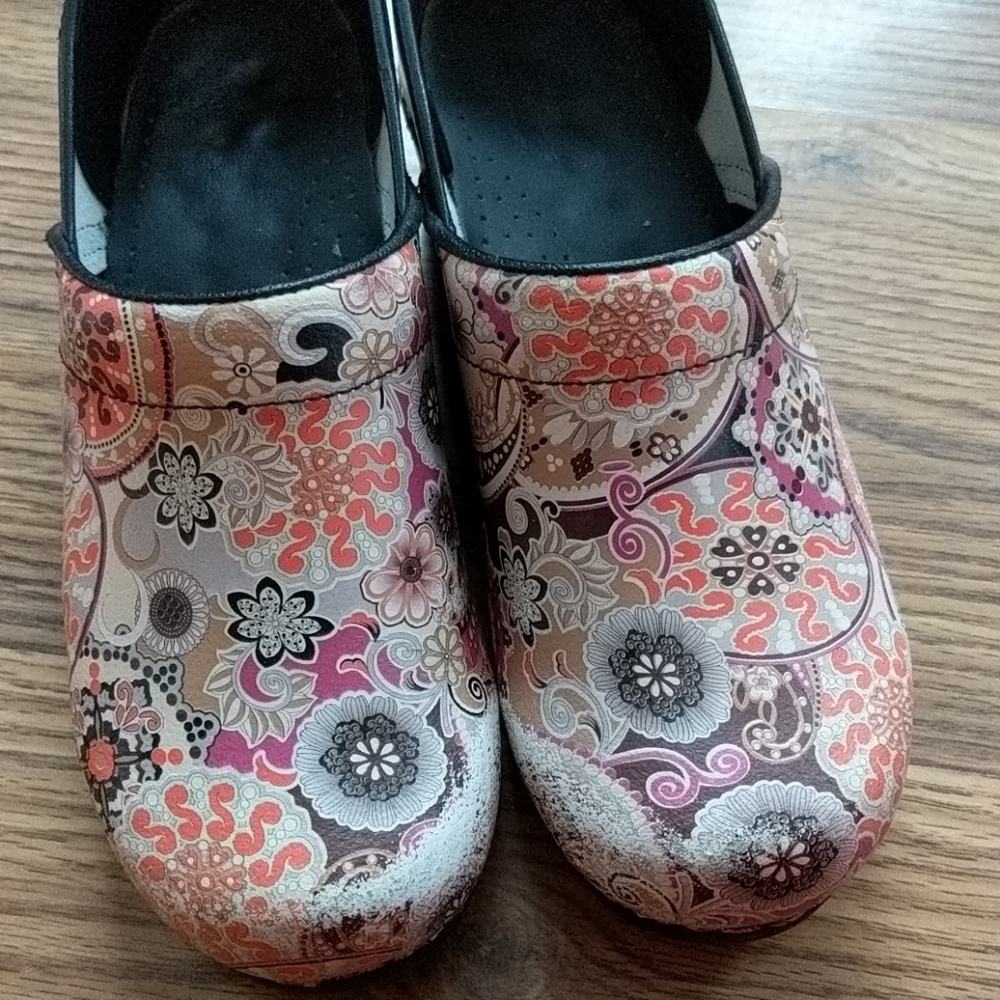 Sanita work/nursing shoes. Clogs